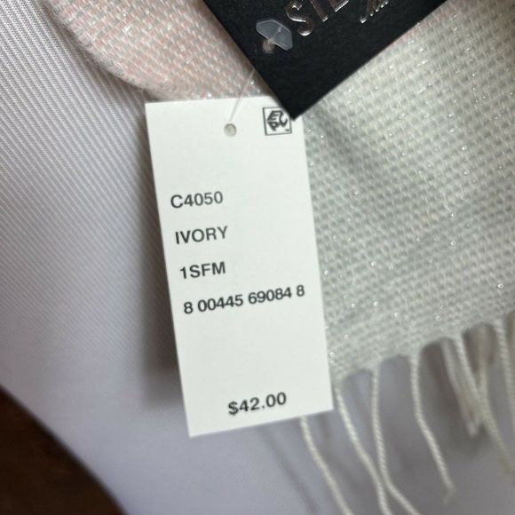 NWT Steve Madden Mid Weight Cozy Muffler Scarf with Fringe Lurex Pink Gray White - Picture 5 of 8